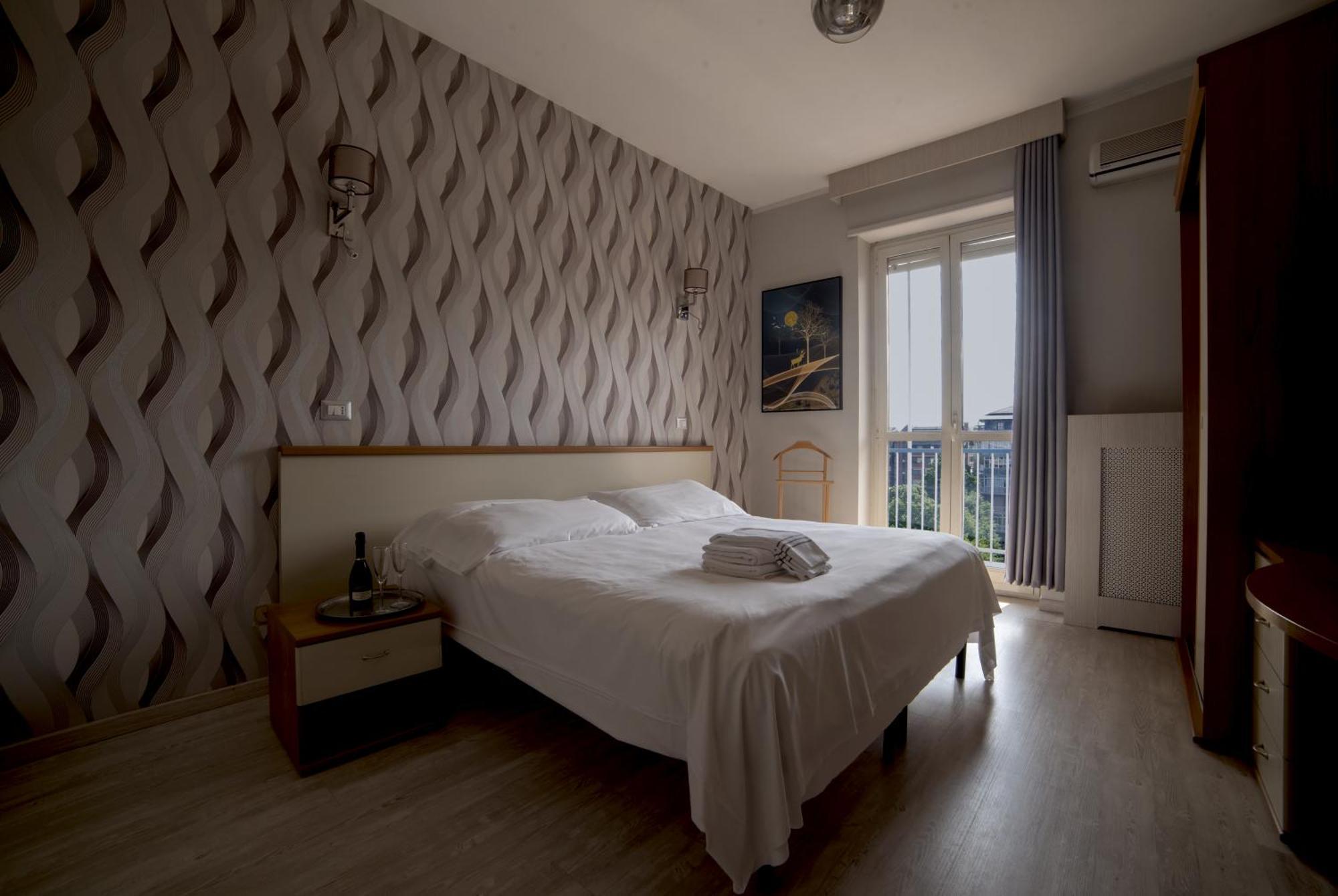 Hotel Frejus Collegno Extérieur photo