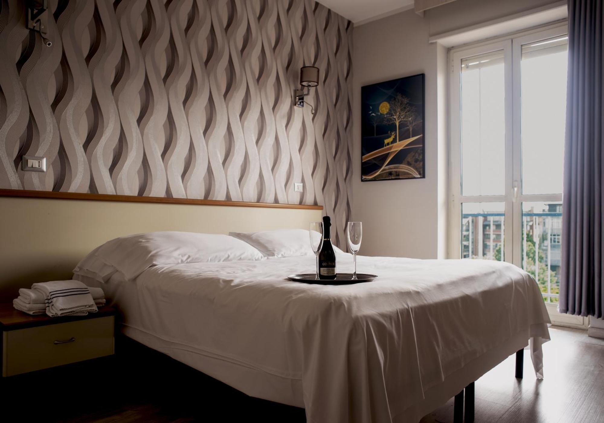 Hotel Frejus Collegno Extérieur photo