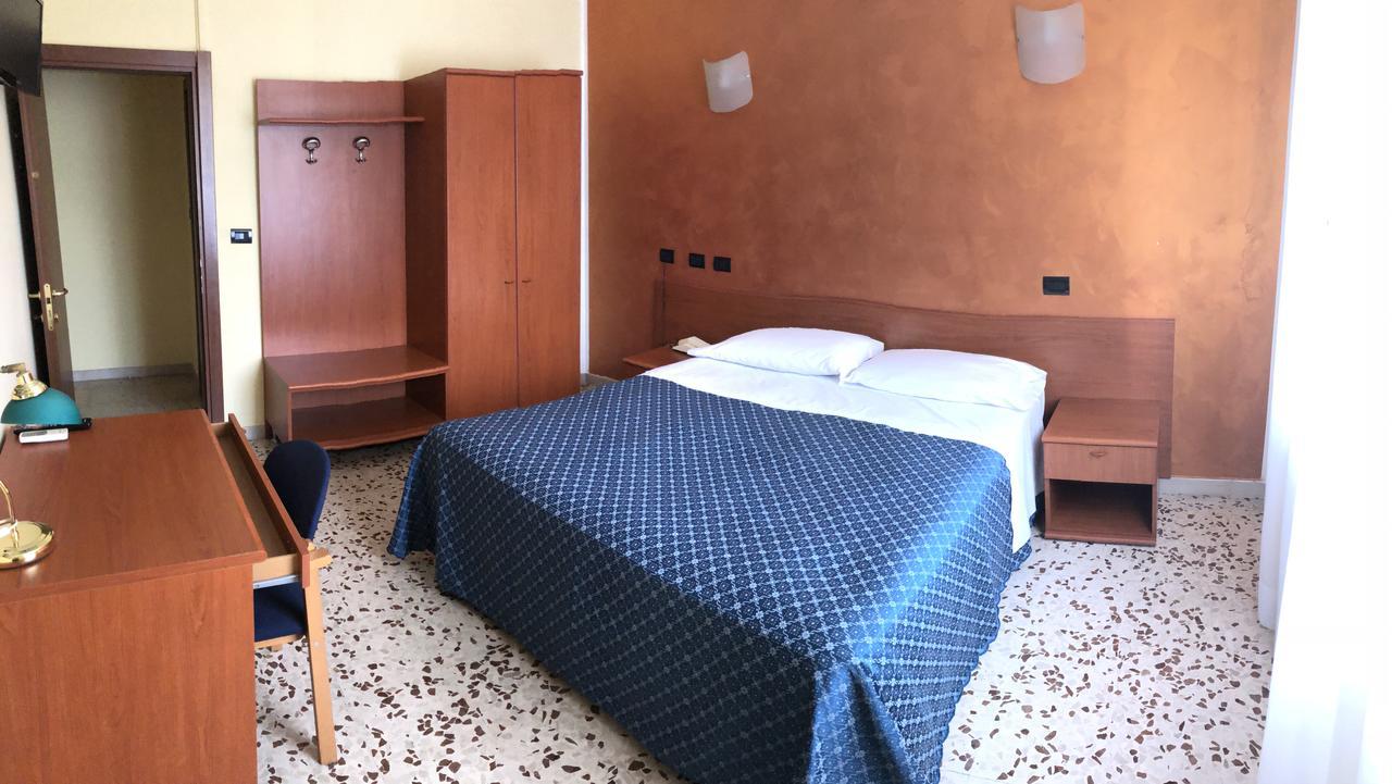 Hotel Frejus Collegno Extérieur photo