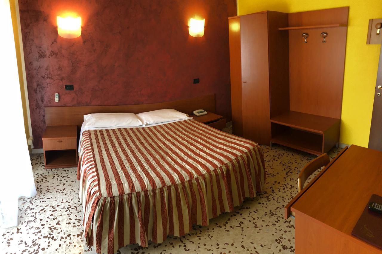 Hotel Frejus Collegno Extérieur photo