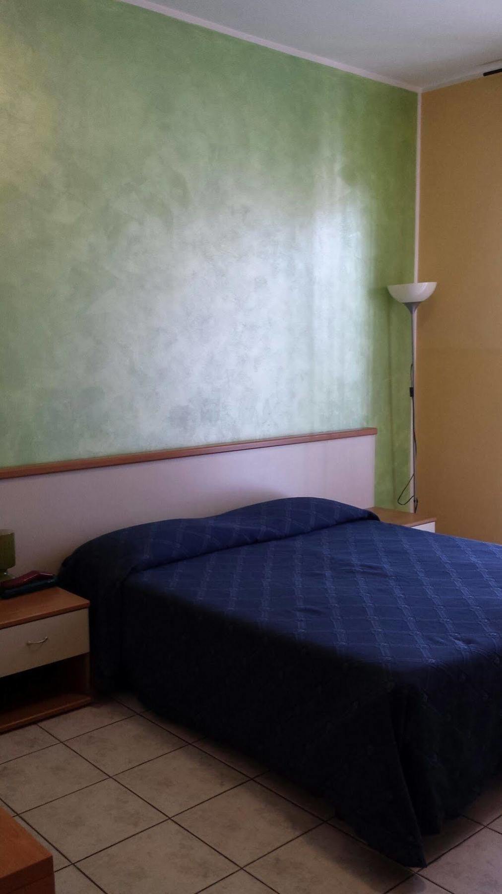 Hotel Frejus Collegno Extérieur photo