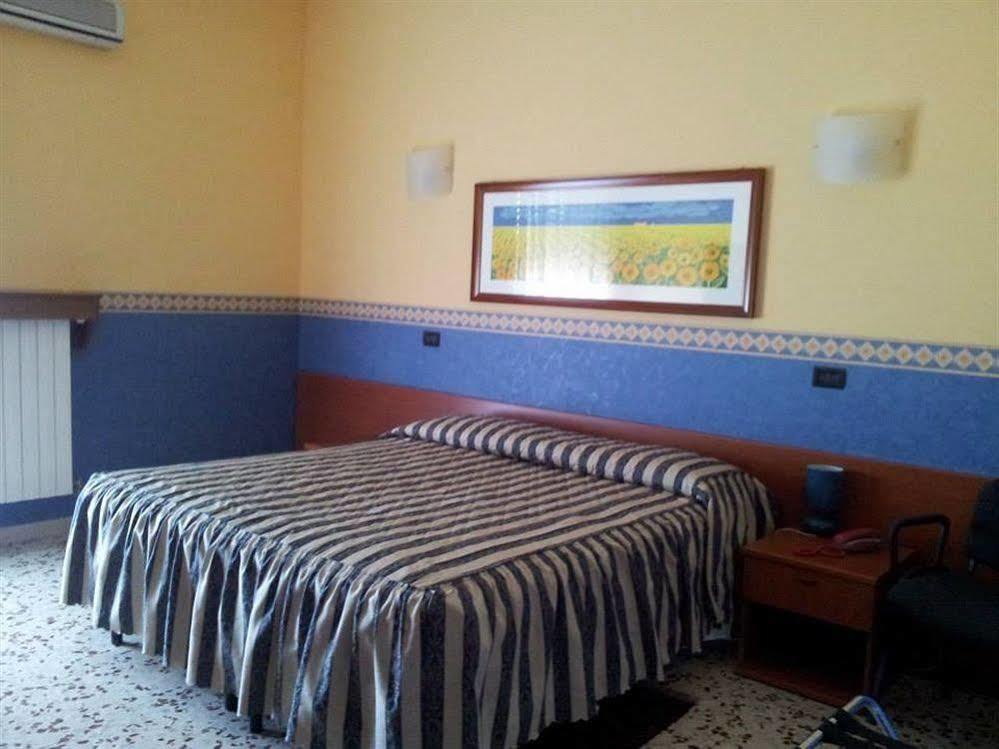 Hotel Frejus Collegno Extérieur photo